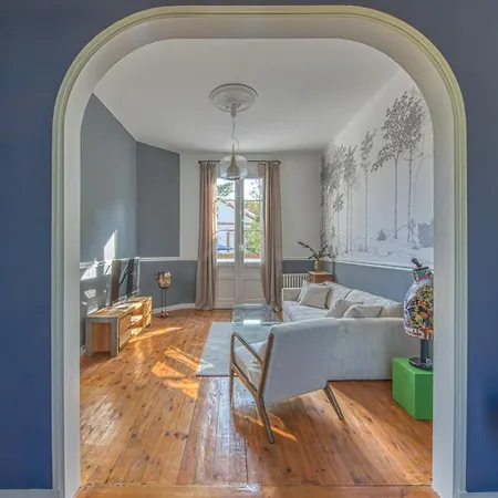 Historic In With Heated Pool * 아르카숑